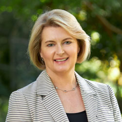 Photo of Carol Bennett