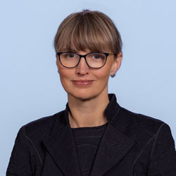 Photo of Lisa La Rance